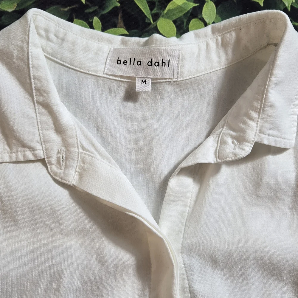 Bella Dahl Ivory Sleeveless Button-Down Shirt - Picture 2 of 4